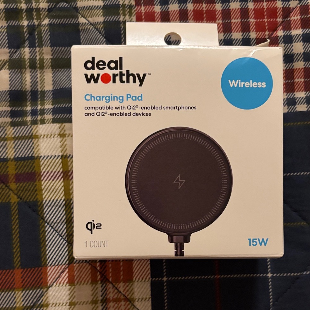 Deal Worthy Wireless Charging Pad new in box
